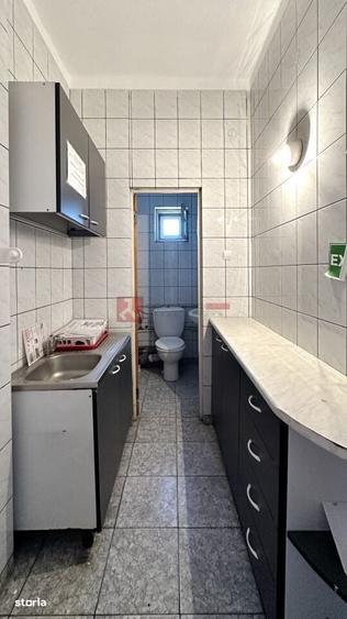 Spațiu comercial, de 74 mp, în Calea București