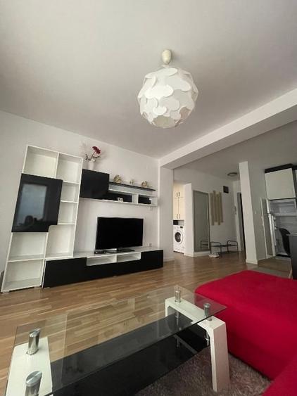 Apartament cu 2 camere semidecomandat, mobilat în Dumbrăvița