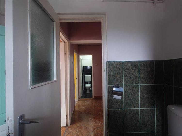 Apartament cu 3 camere decomandat în Ultracentral