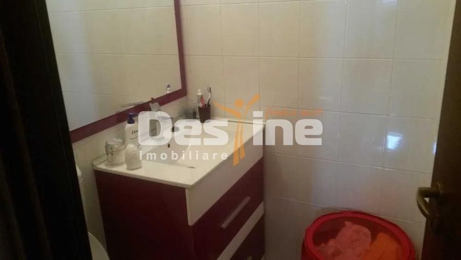 Apartament cu 3 camere decomandat, mobilat în 13 Septembrie
