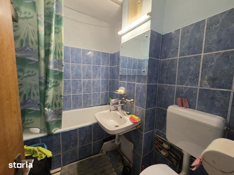 Apartament cu 3 camere decomandat în Ozana