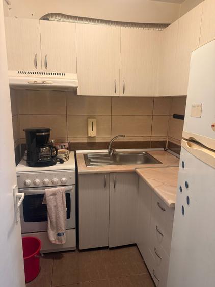Apartament cu 3 camere nedecomandat în Tomis Nord