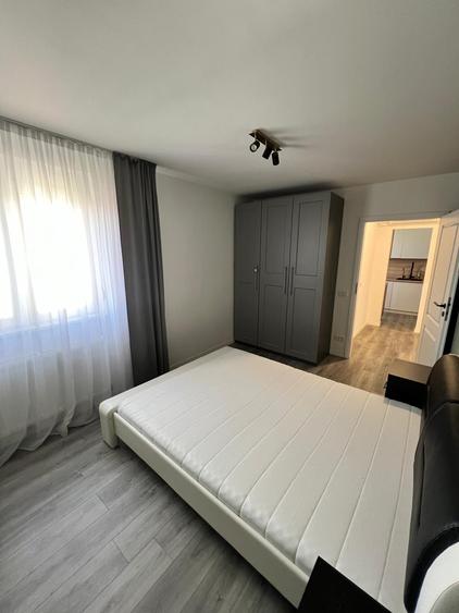 Apartament cu 2 camere decomandat în Torontalului