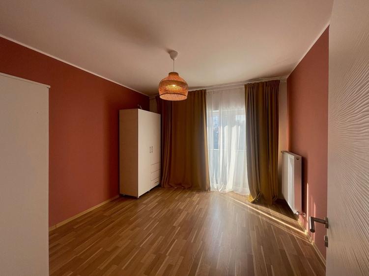 Apartament cu 2 camere semidecomandat în Timpuri Noi