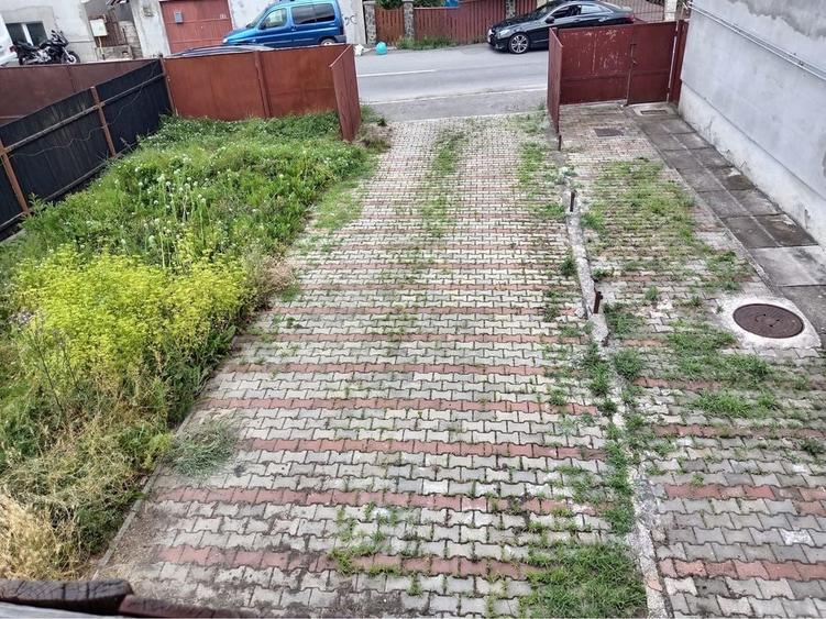 Casă cu 2 camere în Central