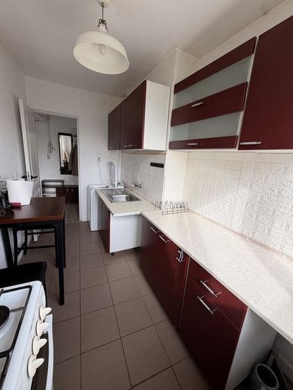 Apartament cu 3 camere decomandat în Universitate
