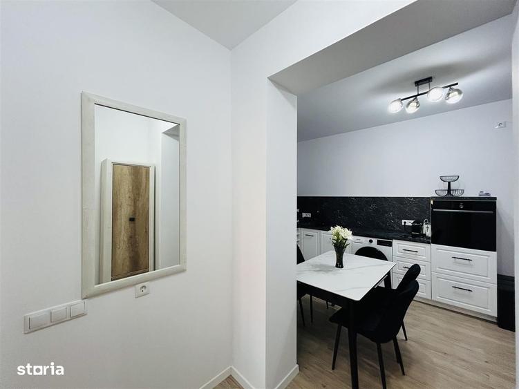 Apartament ultracentral, renovat complet - 2 bai, etaj 1 - 7