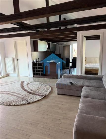 Apartament cu 3 camere decomandat în Bună Ziua
