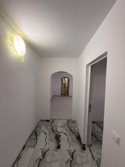 Apartament cu 2 camere semidecomandat în Micro 11
