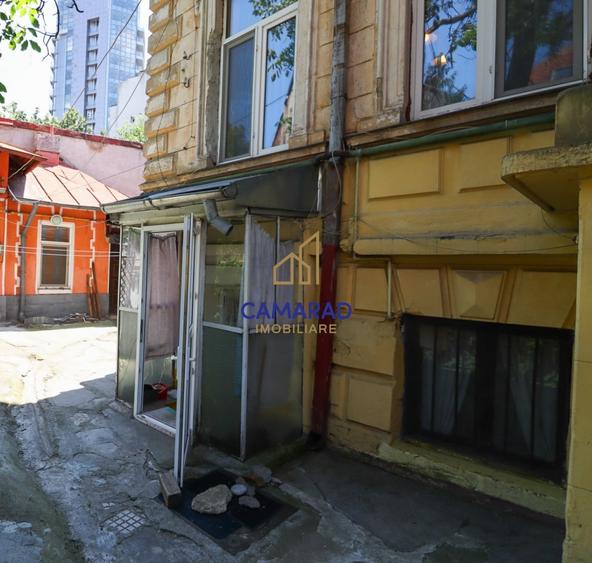 Apartament cu 4 camere decomandat, mobilat în Universitate