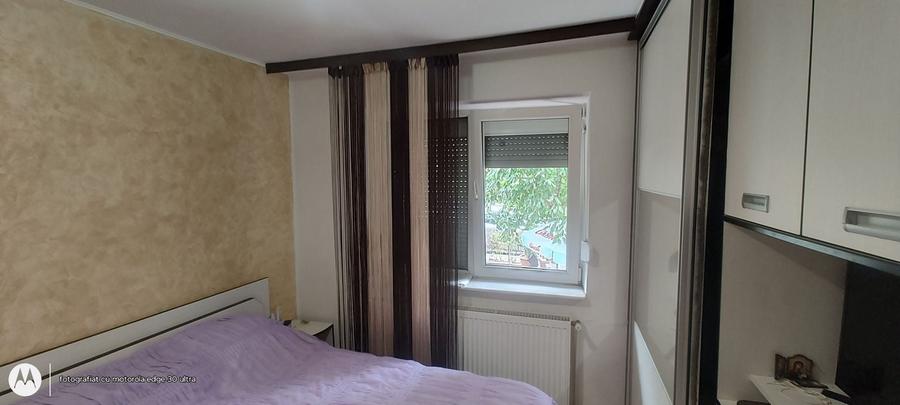 Apartament cu 3 camere semidecomandat, mobilat în Tomis Nord