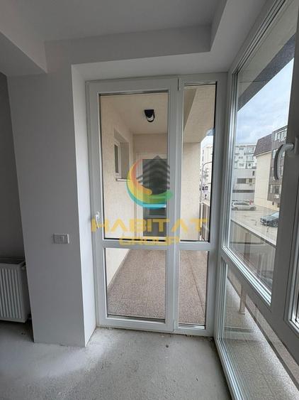 Apartament cu 4 camere decomandat în Berceni