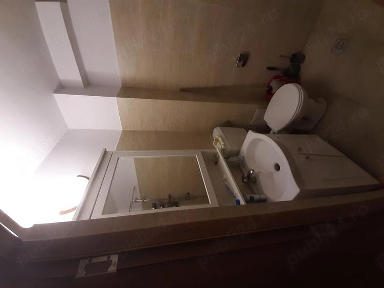 Garsonieră decomandată în Pleșcoi