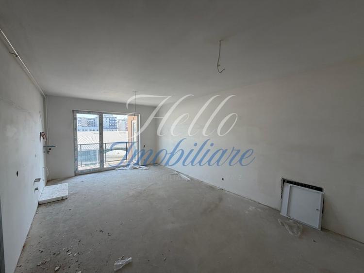 Apartament cu 2 camere semidecomandat în Florești