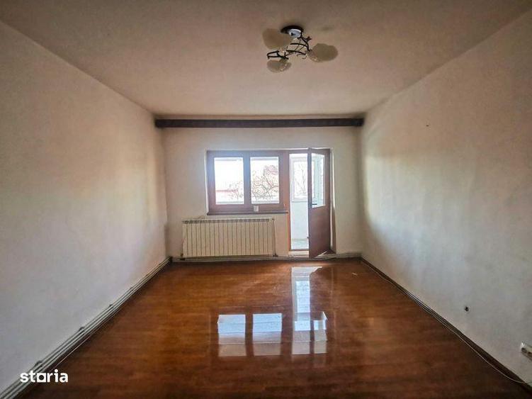 Apartament cu 4 camere decomandat în Ultracentral