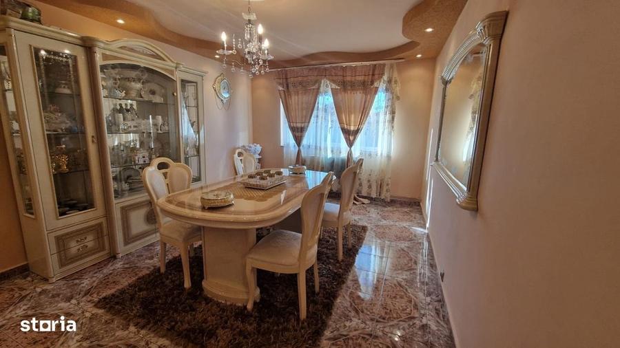 Apartament cu 3 camere în Central
