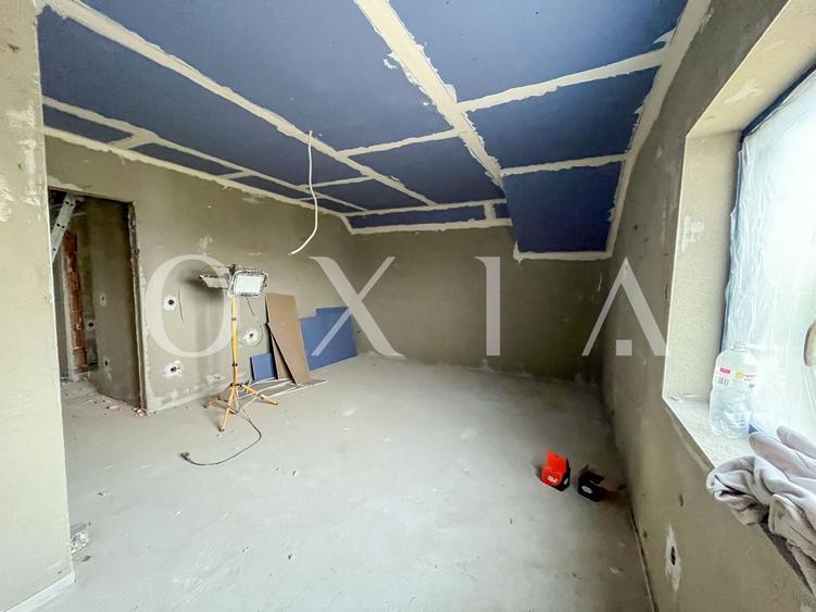 Duplex cu 4 camere cu Canalizare în Moșnița Veche