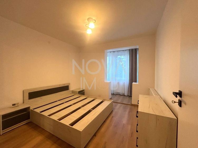 Apartament cu 3 camere decomandat, mobilat în Ștrand
