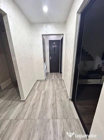 Apartament cu 2 camere decomandat în Micro 13