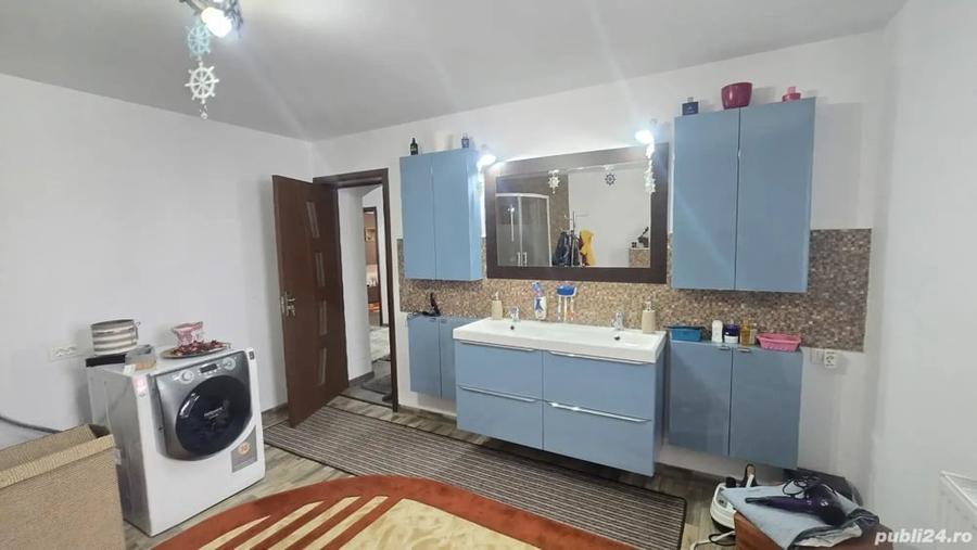 Casă cu 2 camere în Calea Romanului