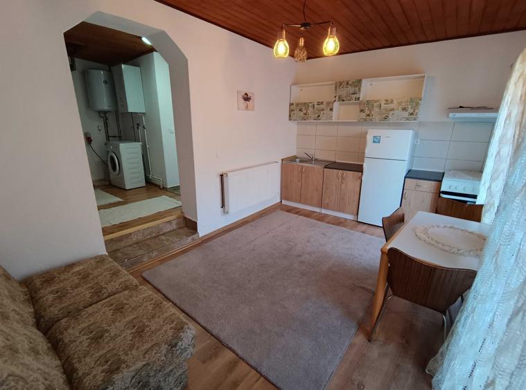 Casă cu 2 camere cu Teren 58 Mp în Central