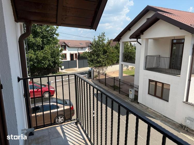Casă cu 4 camere cu Teren 250 Mp în Ulmi