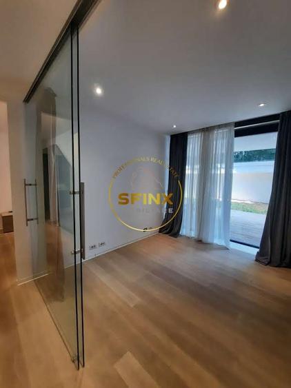 Apartament cu 4 camere decomandat, mobilat în Primăverii