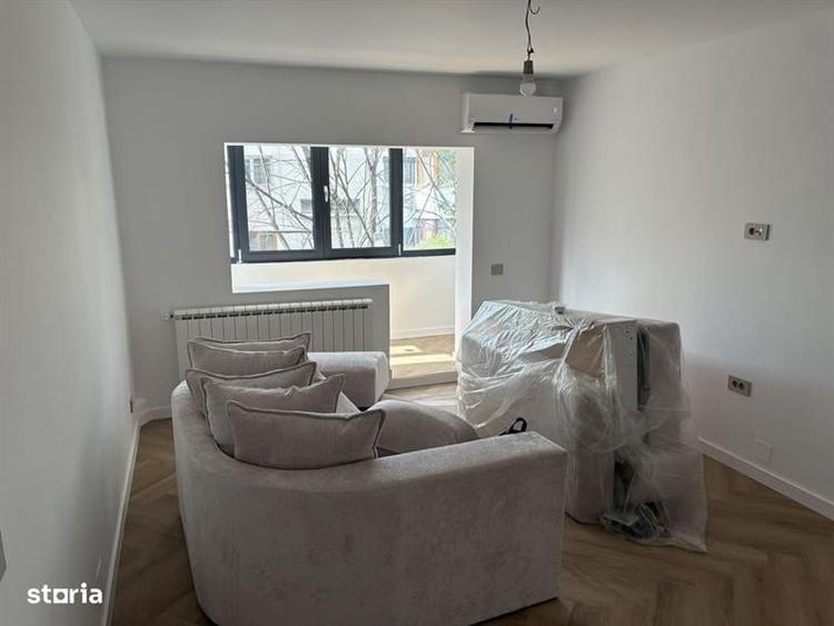 Apartament cu 3 camere decomandat în Beller