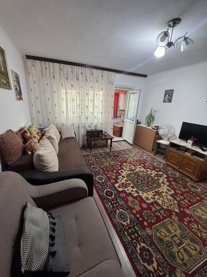 Garsonieră decomandată în Inel II