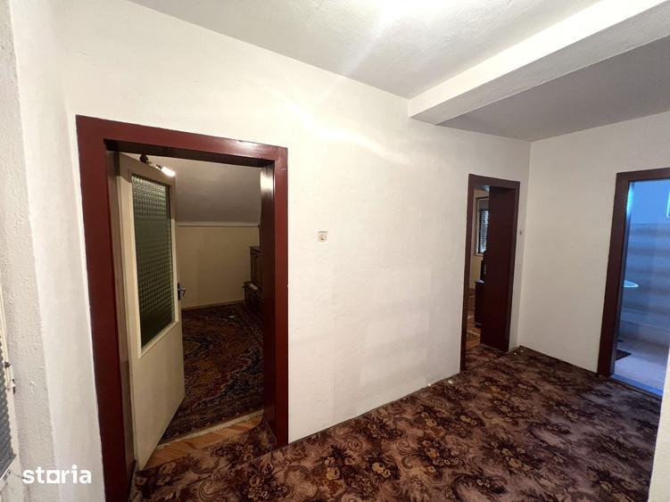 Casă cu 4 camere cu Teren 806 Mp în Viile Satu Mare