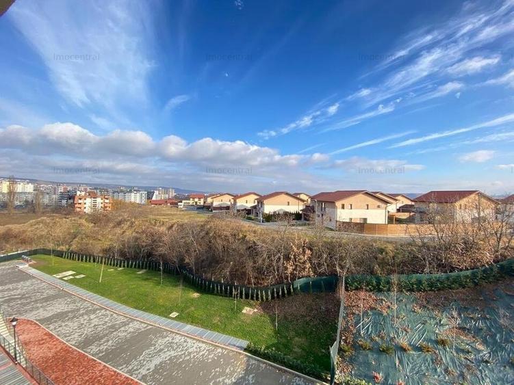 Apartament cu 3 camere semidecomandat în Gheorgheni