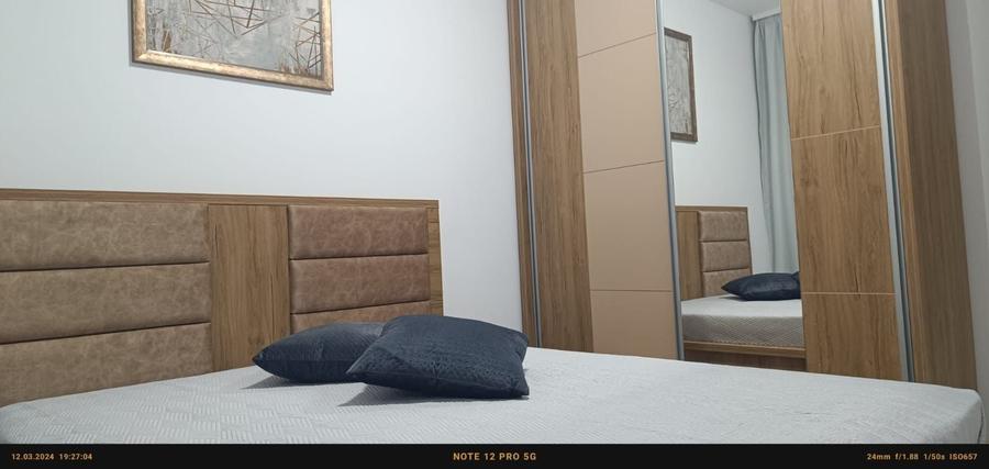 Apartament cu 2 camere decomandat în Runcu
