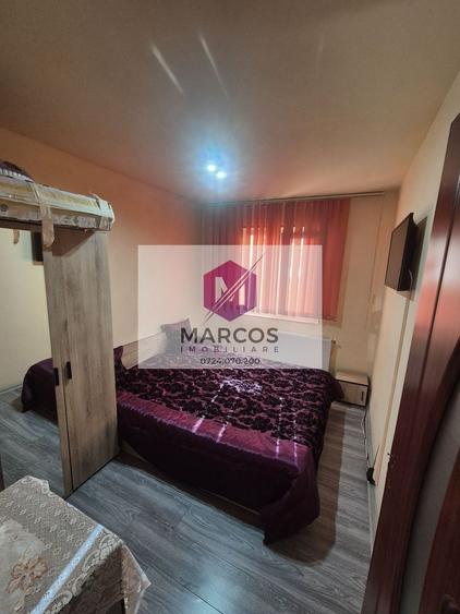 Apartament cu 3 camere semidecomandat, mobilat în Micro III