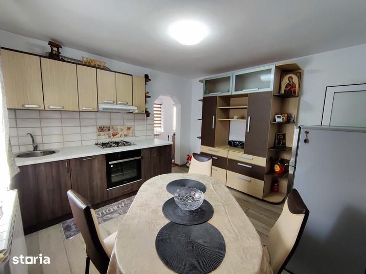 Casă cu 3 camere decomandat cu Teren 627 Mp în Limanu