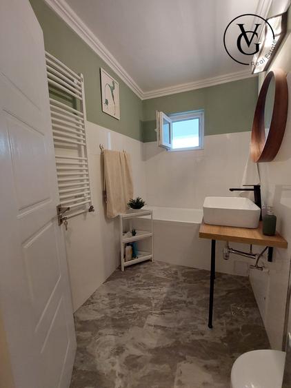 Apartament cu 2 camere decomandat, mobilat în Victoriei