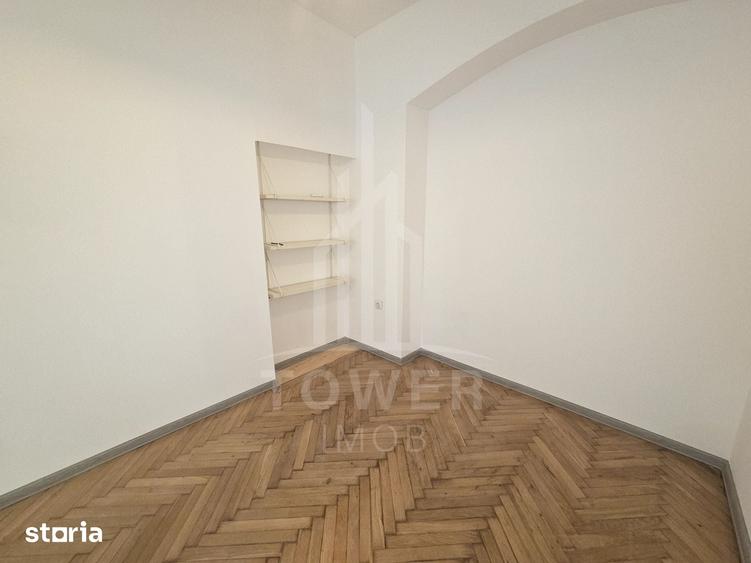 Spațiu comercial, de 25 mp, în Central