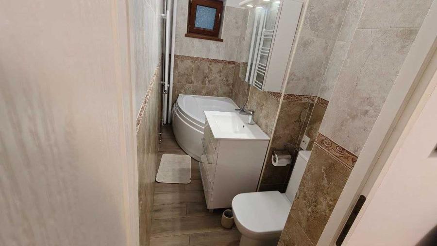 Apartament cu 2 camere semidecomandat în Șagului