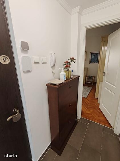 Apartament cu 3 camere în Cotroceni