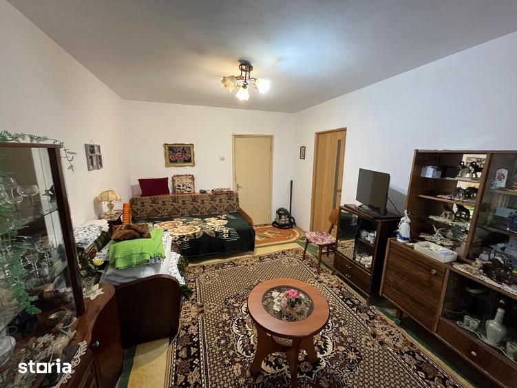 Apartament cu 2 camere semidecomandat în Trivale