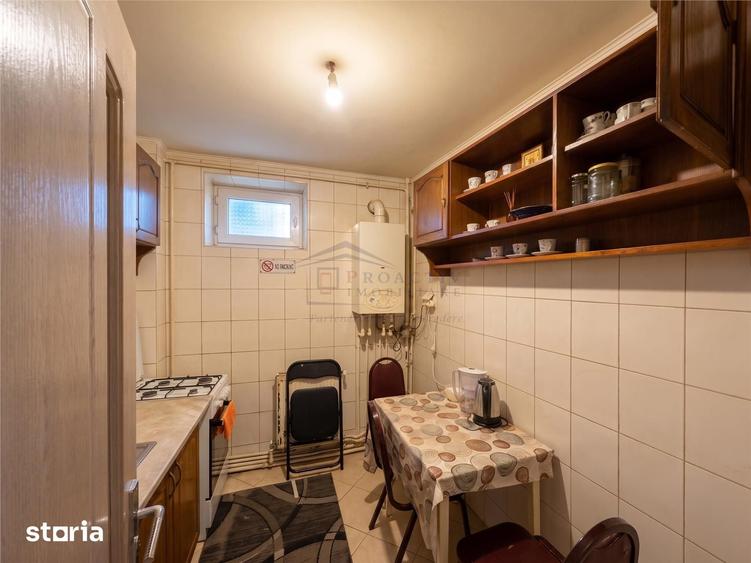 Apartament cu 3 camere semidecomandat în Ultracentral