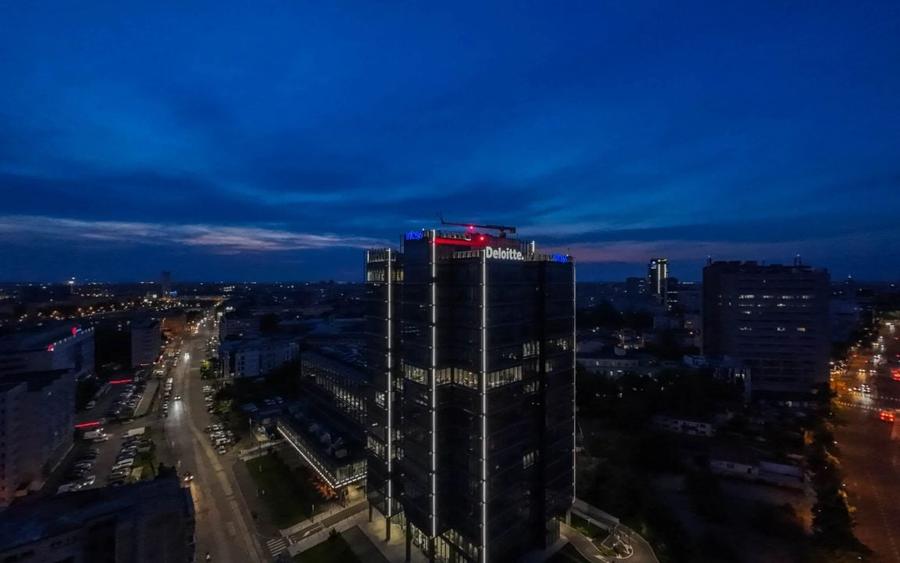 Birou, de 15,352 mp, în Grivița
