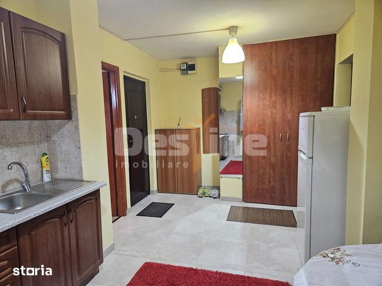 Apartament cu 2 camere semidecomandat, mobilat în Crângași