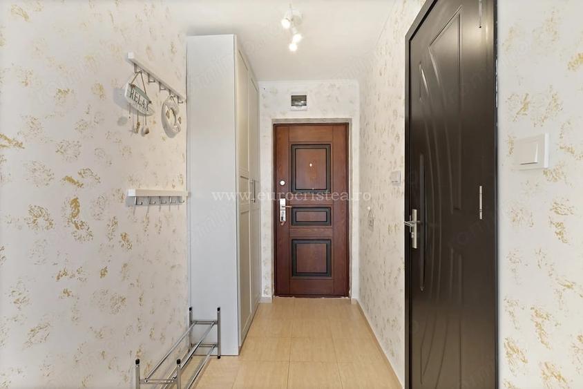 Apartament cu 2 camere semidecomandat în Sud