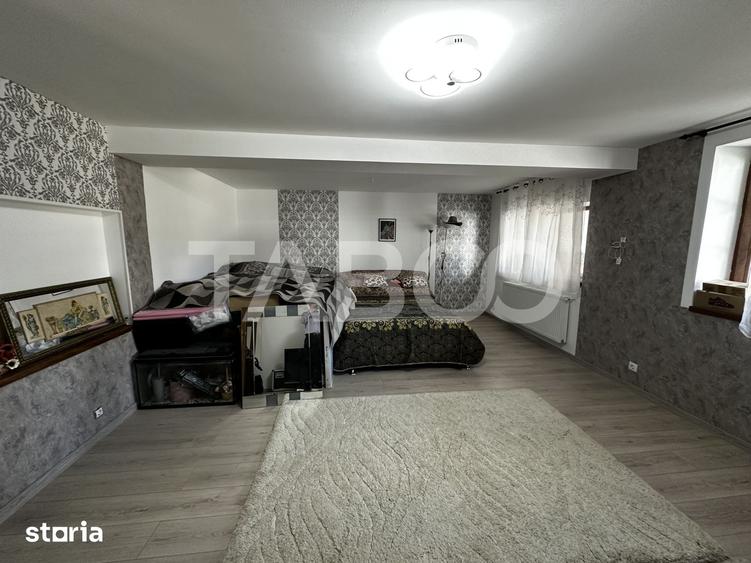 Casă cu 5 camere cu Teren 426 Mp în Central