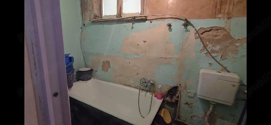 Apartament cu 4 camere decomandat în Magheru