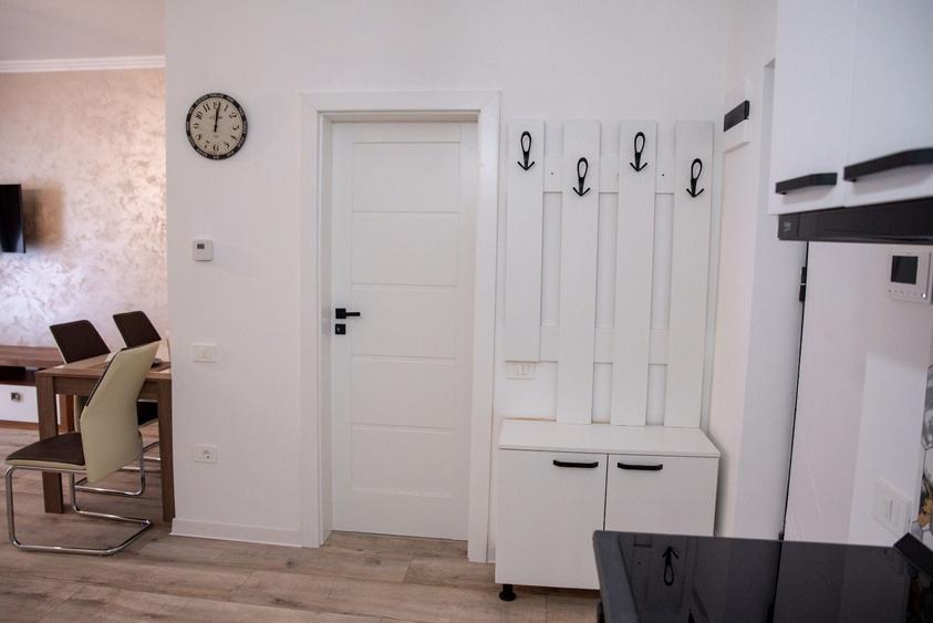 Apartament cu 2 camere decomandat în Sânmartin