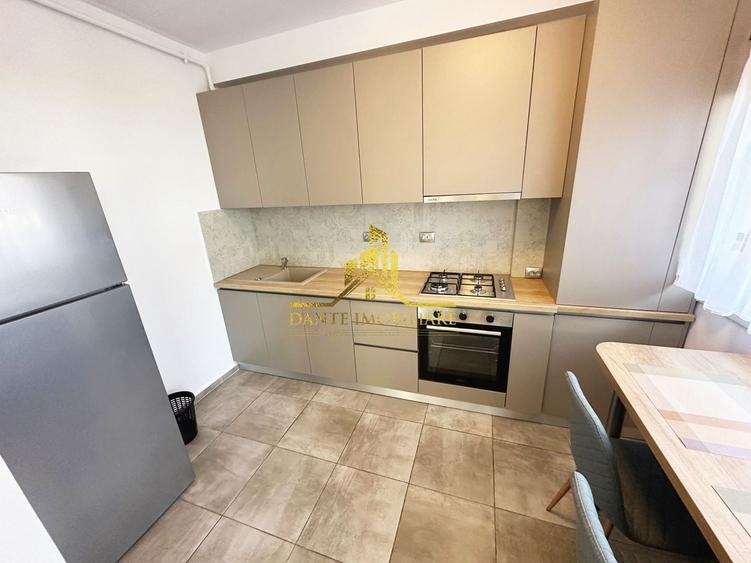 Apartament cu 2 camere semidecomandat, mobilat în Borhanci