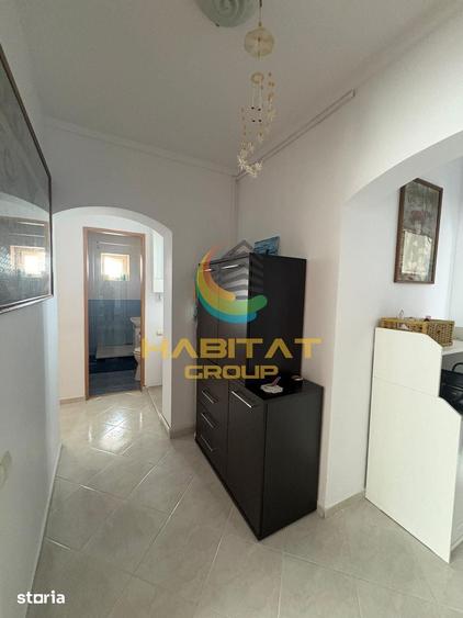 Apartament cu 3 camere decomandat în Tei