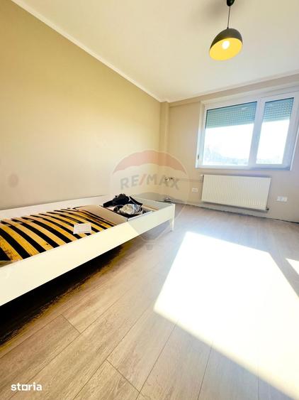 Apartament cu 3 camere în Decebal
