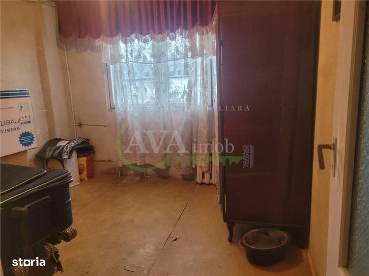 Apartament cu 3 camere decomandat în Narcisa